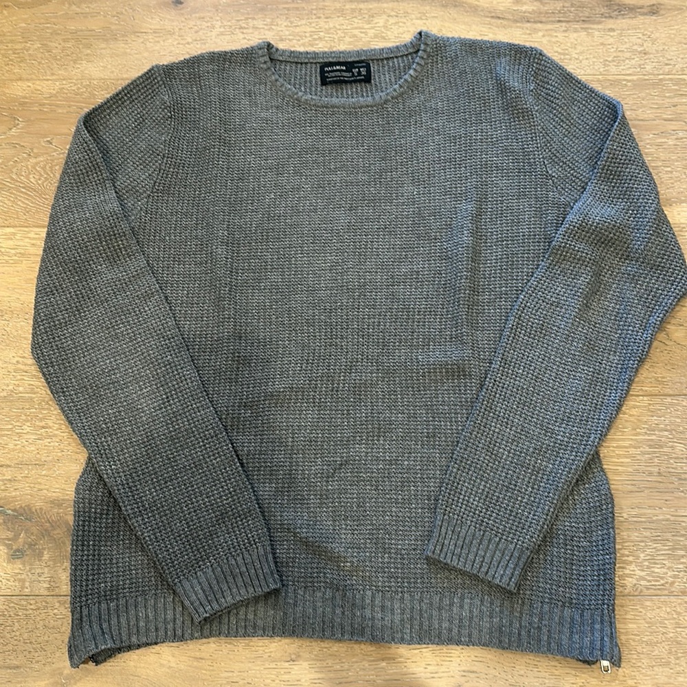 PULL&BEAR gray sweater